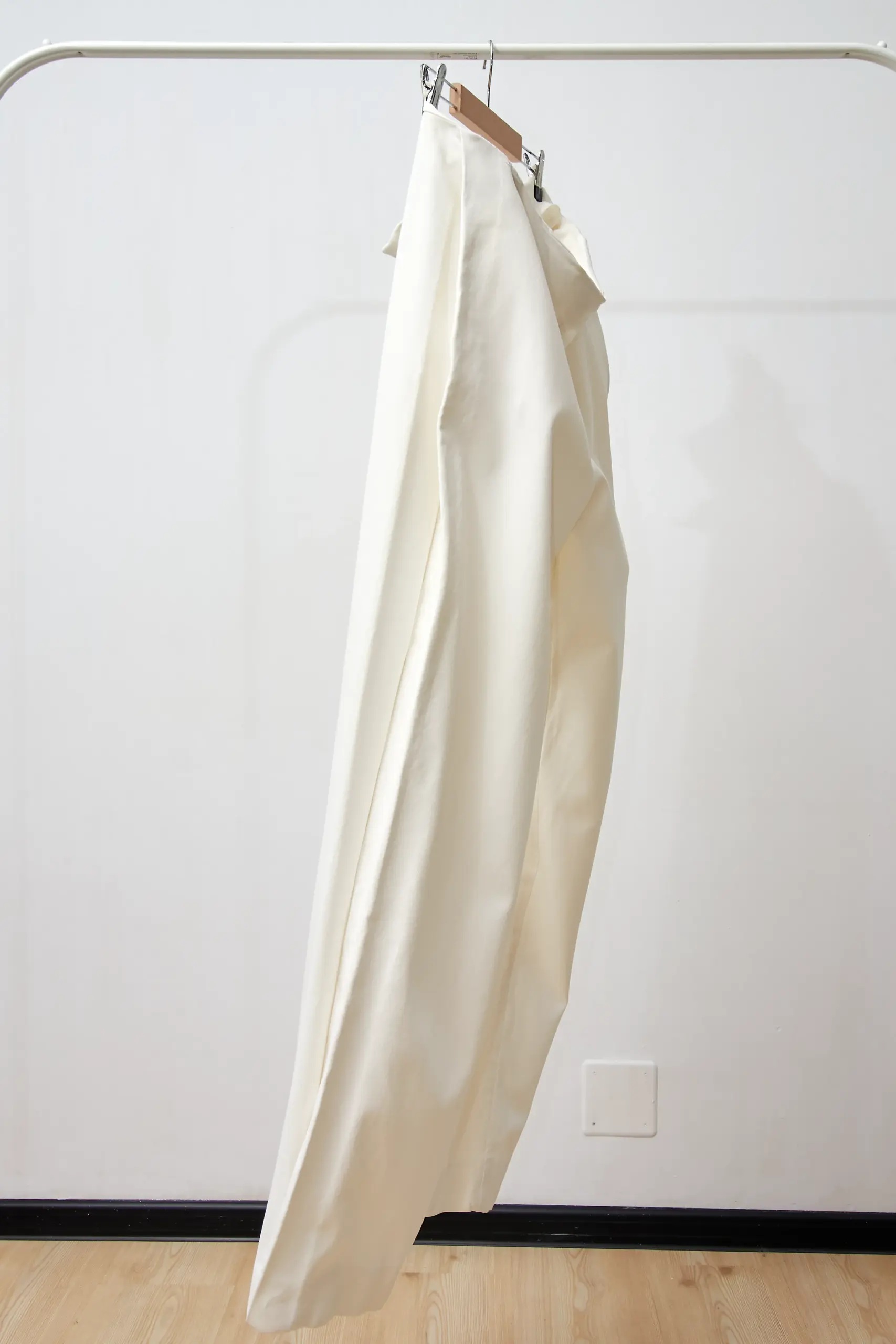 Pantaloni albi COS, marime EU 44/L - imagine 5