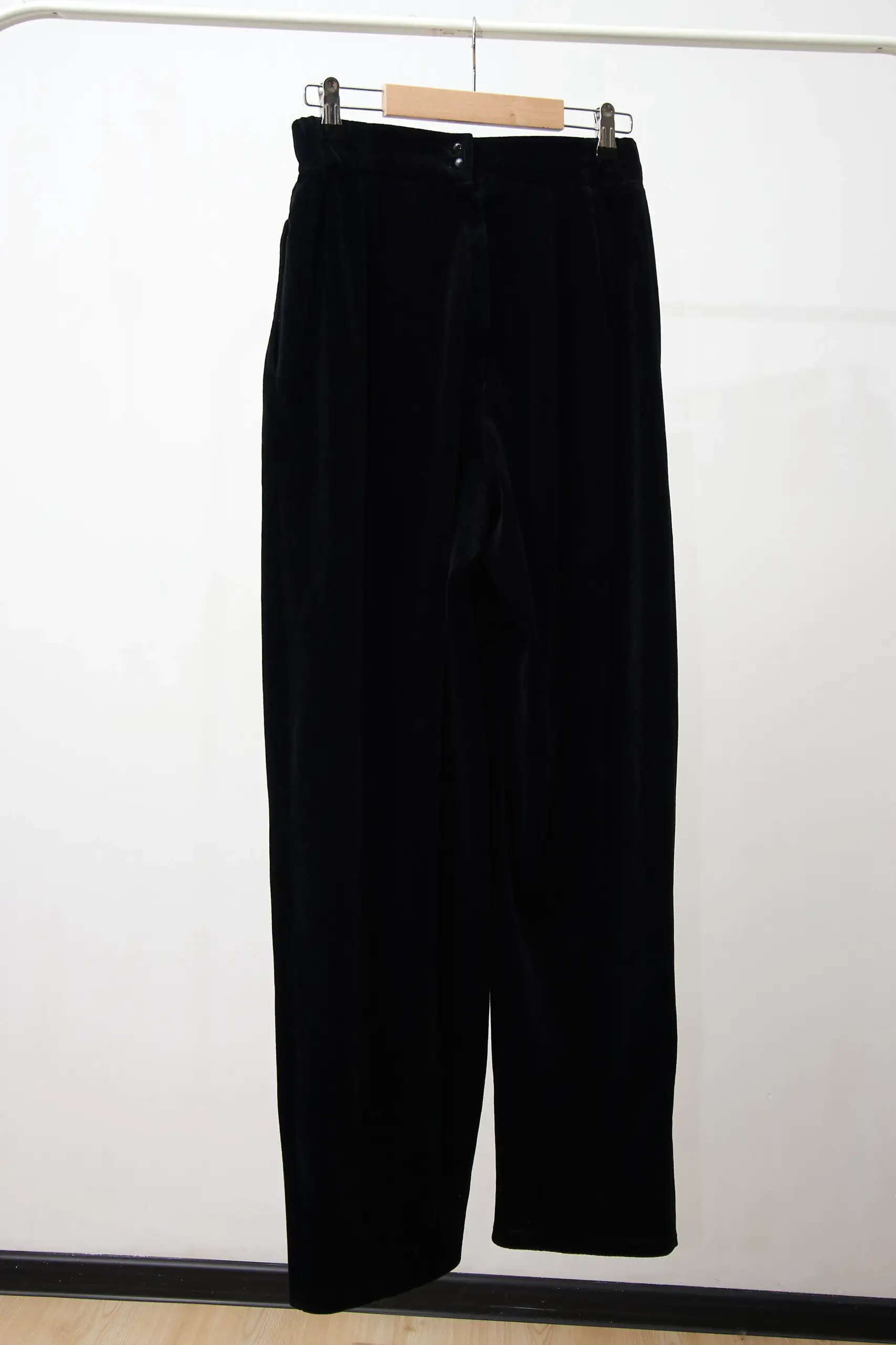 Pantaloni din catifea vintage negri, marimea EU 38/M - imagine 2