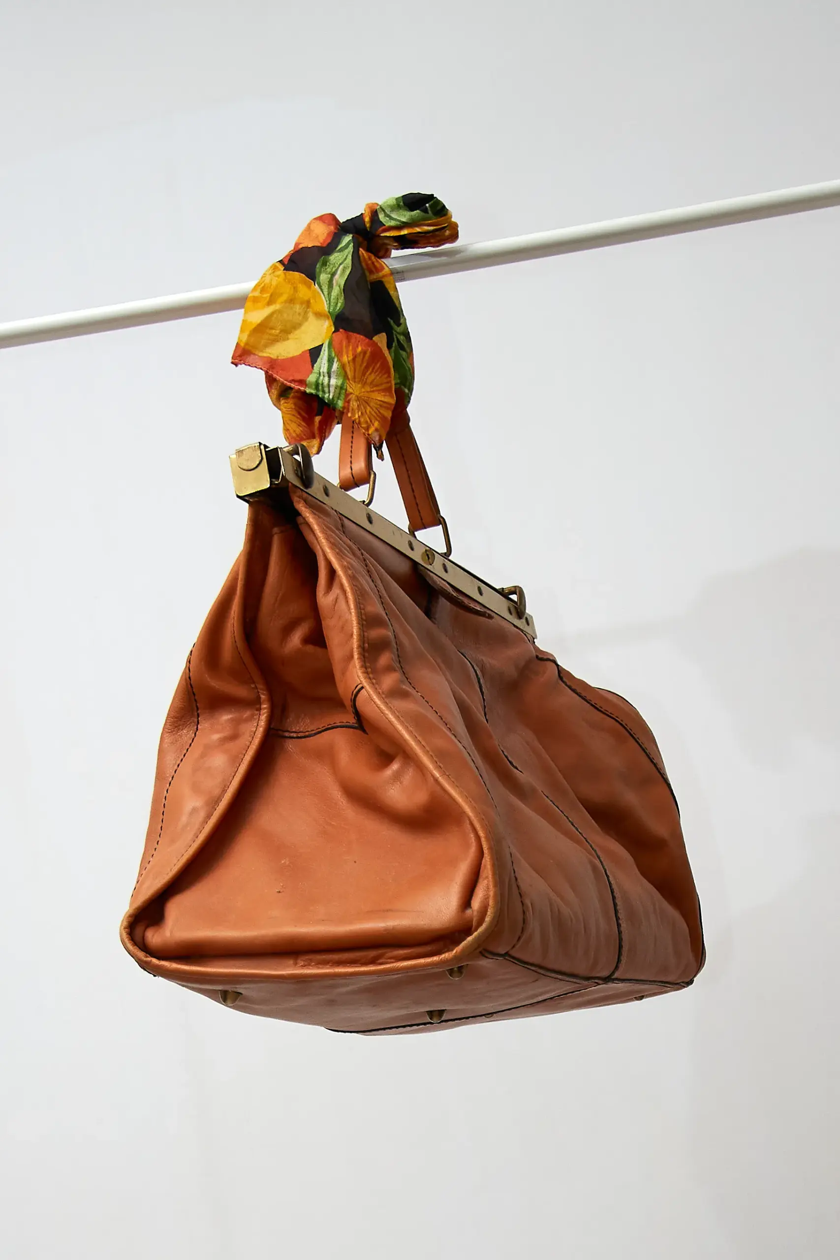 Geantă de doctor din piele vintage cu ramă de alamă - imagine 4