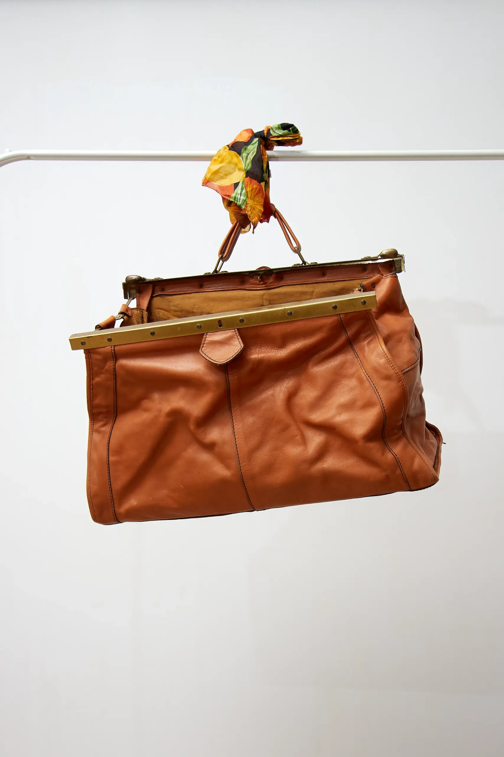 Geantă de doctor din piele vintage cu ramă de alamă - imagine 6