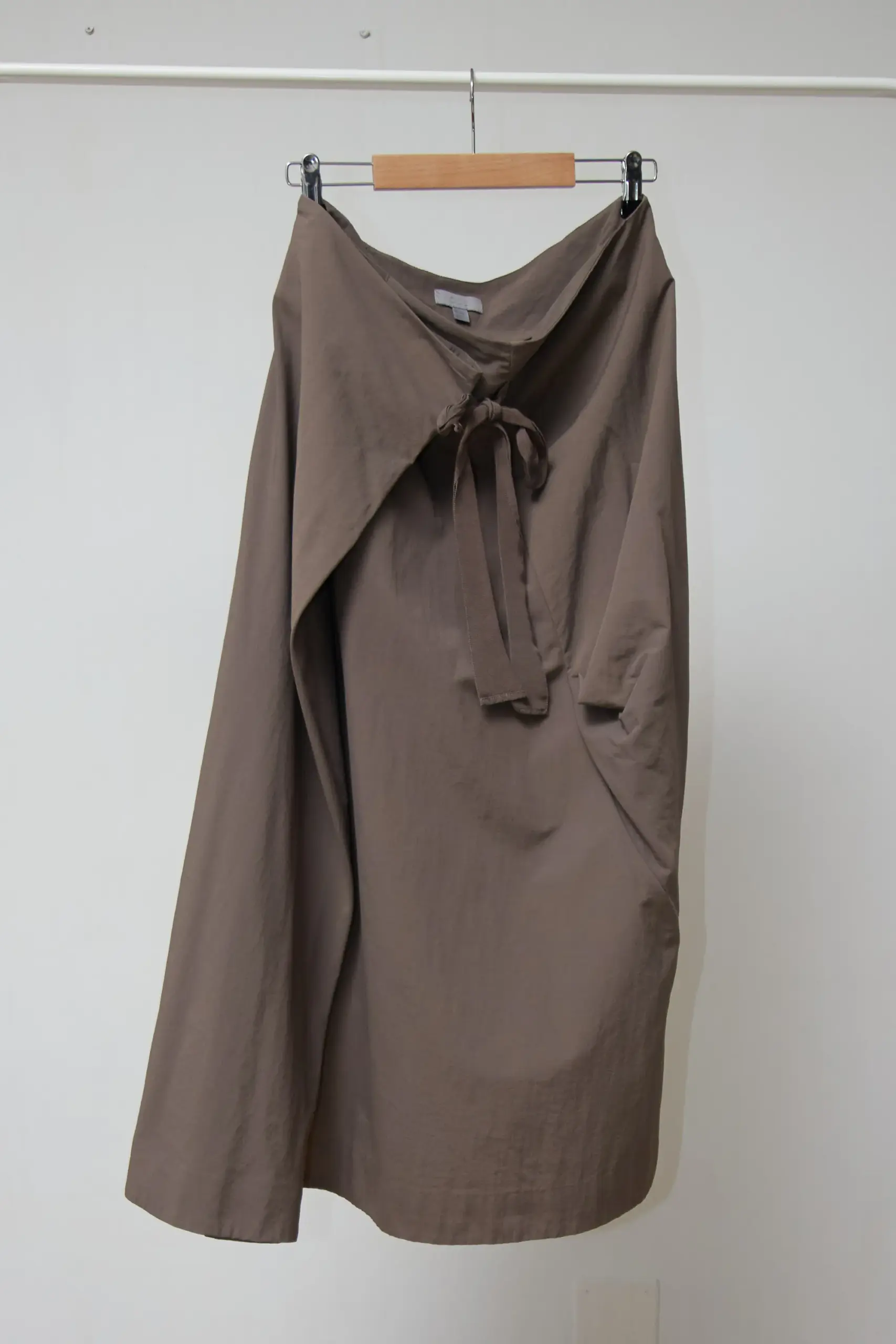 Fustă din nylon COS cu buzunare, EU 44/L - imagine 2