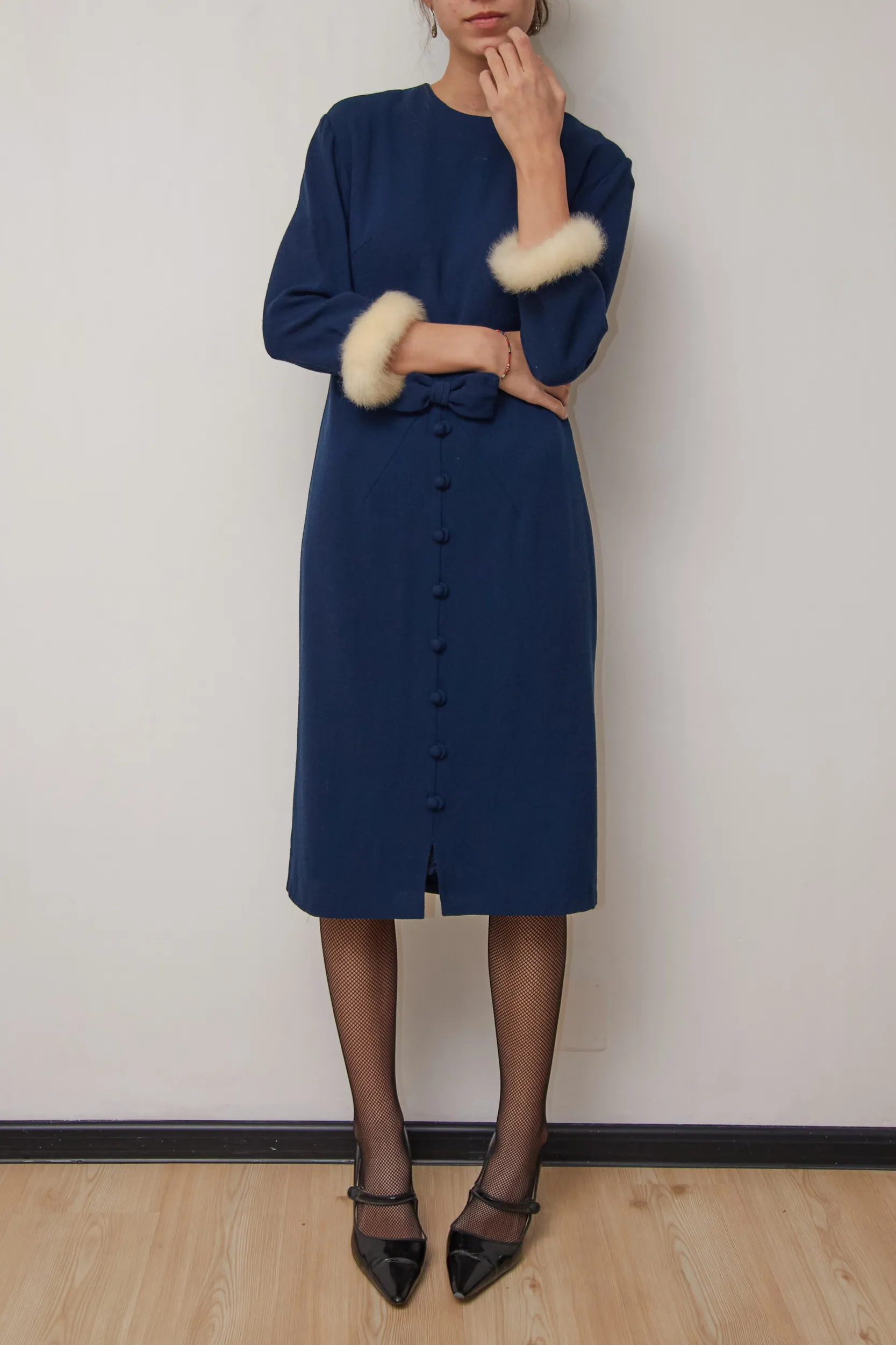 Rochie 'Anastasia' – din lână cu Manșete de Blană Naturală S