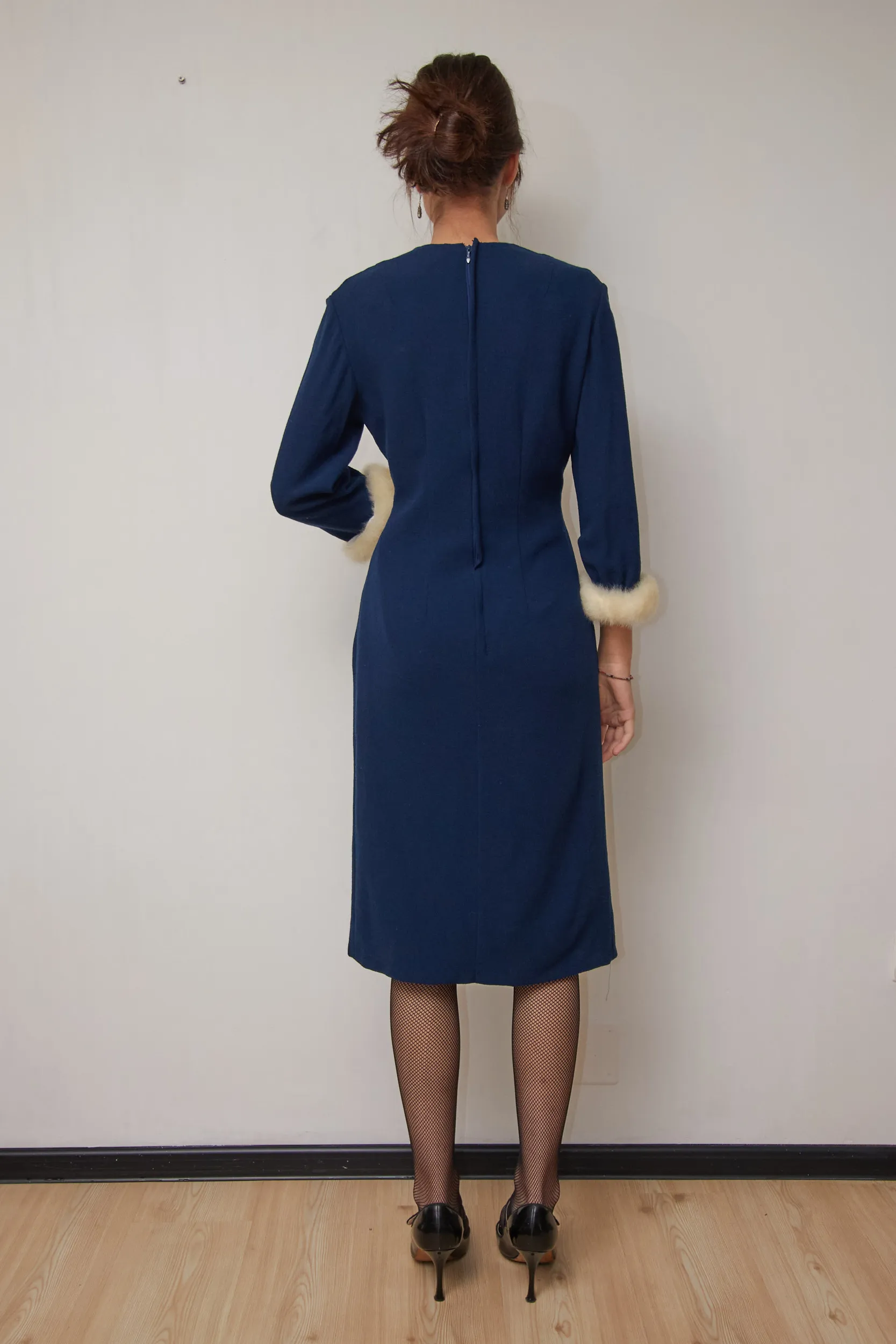 Rochie 'Anastasia' – din lână cu Manșete de Blană Naturală S - imagine 5