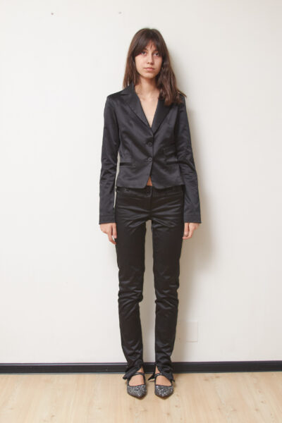 Costum Imperial Satin – Blazer Cambrat și Pantaloni Slim, S (Fit XS)