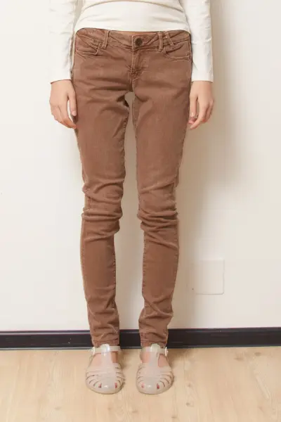 Jeans Guess Los Angeles – Textură Catifelată și Detalii Animal Print XS/S