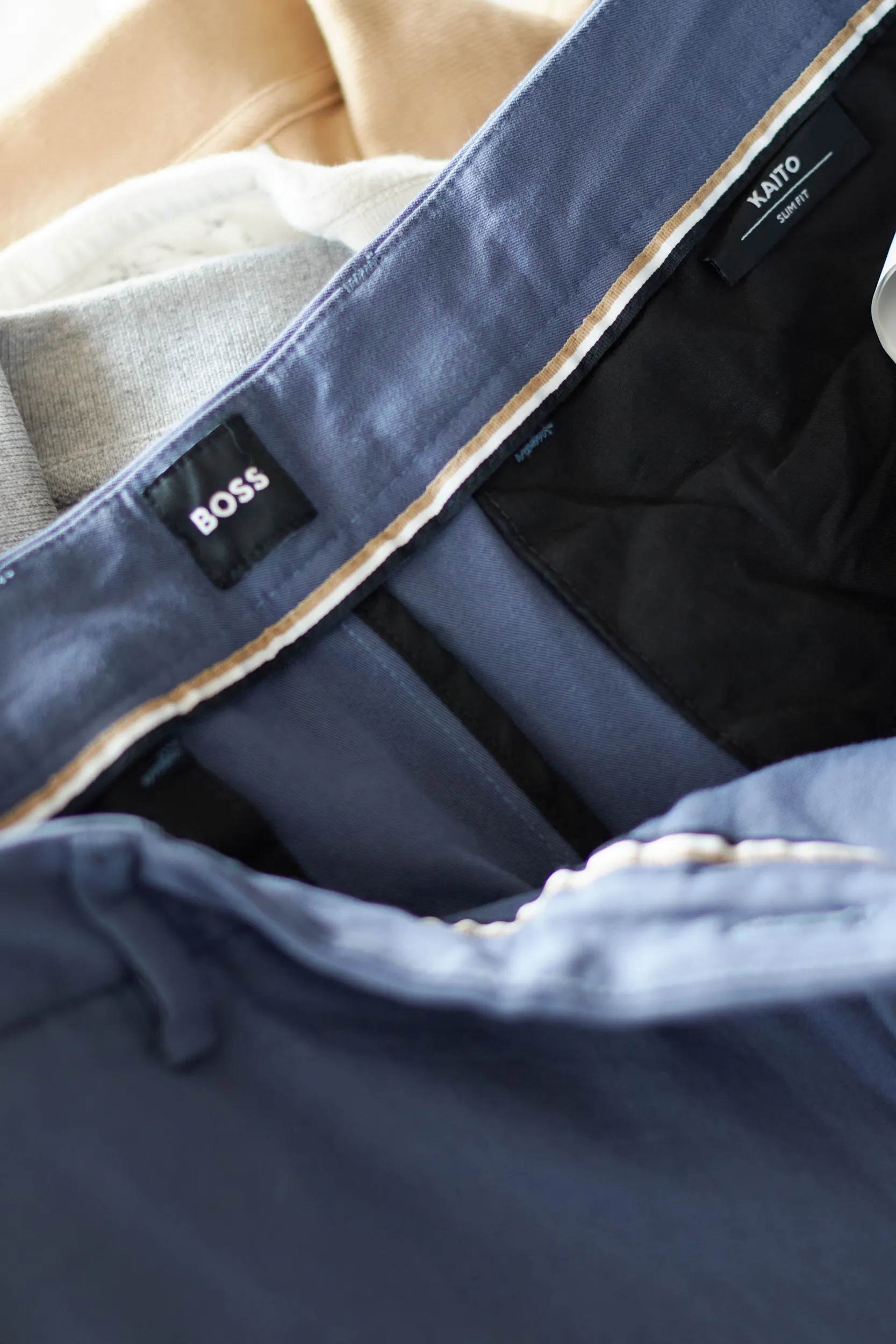 Pantaloni Chino BOSS "Kaito" – Bumbac Elastic & Croială Slim Fit - 52 / W36 - imagine 5