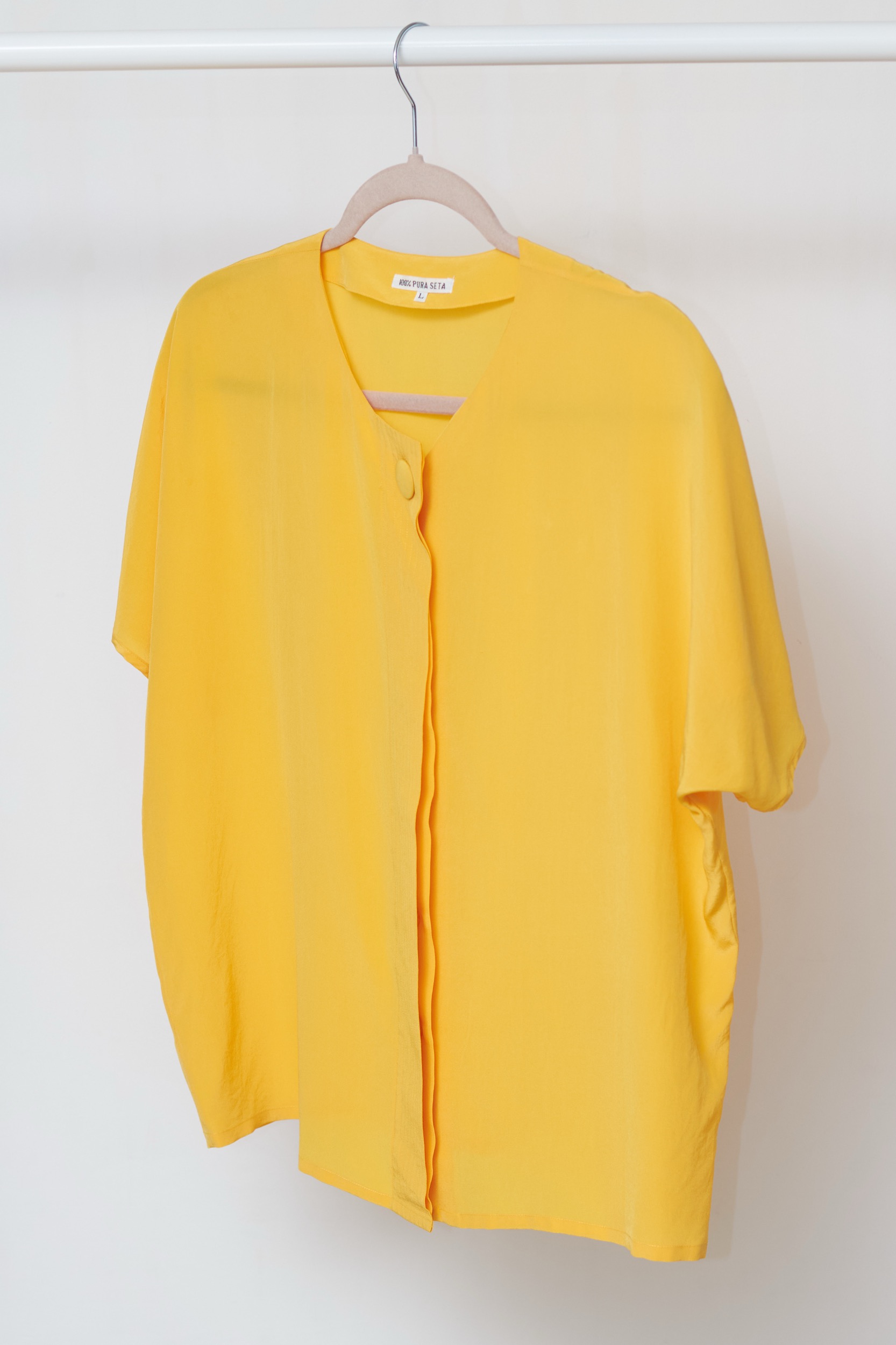 Bluză din 100% Mătase Naturală – Galben Intens, Croială Boxy cu Închidere Asimetrică, L - imagine 2