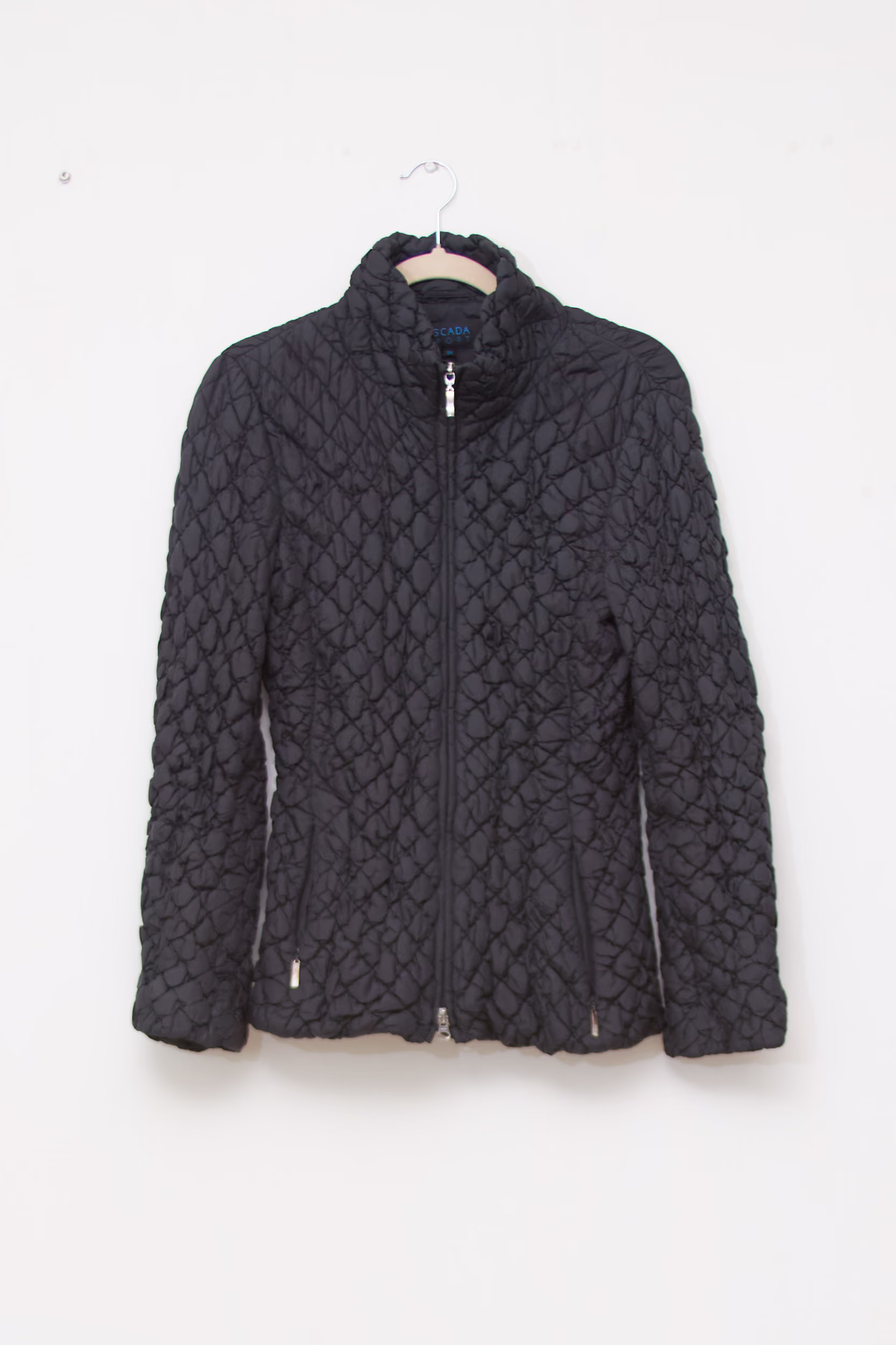 Jachetă Escada Sport – Matlasată, Neagră - S - imagine 4