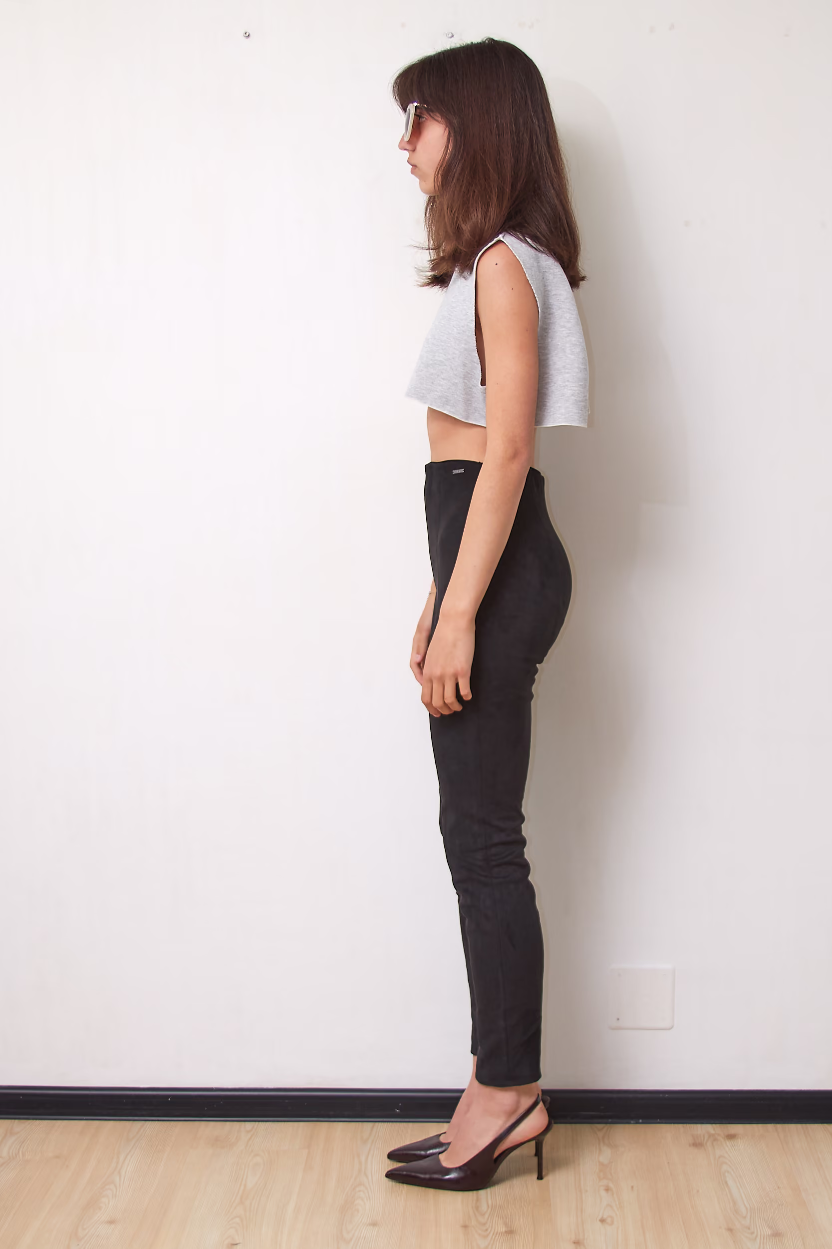 Pantaloni Guess Tapered din Imitație de Piele Întoarsă Negră, Mărime XS - imagine 3