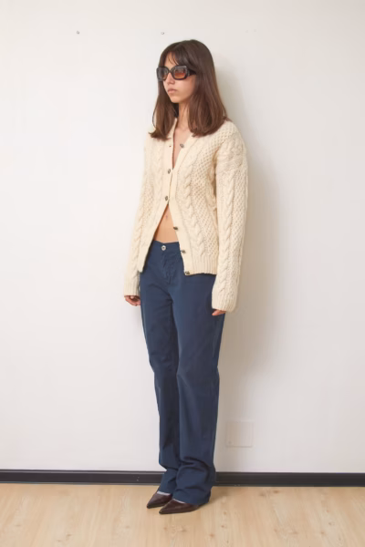 Cardigan Vintage din Lână Ecru cu nasturi bijuterie – Lucrat Manual - S/M