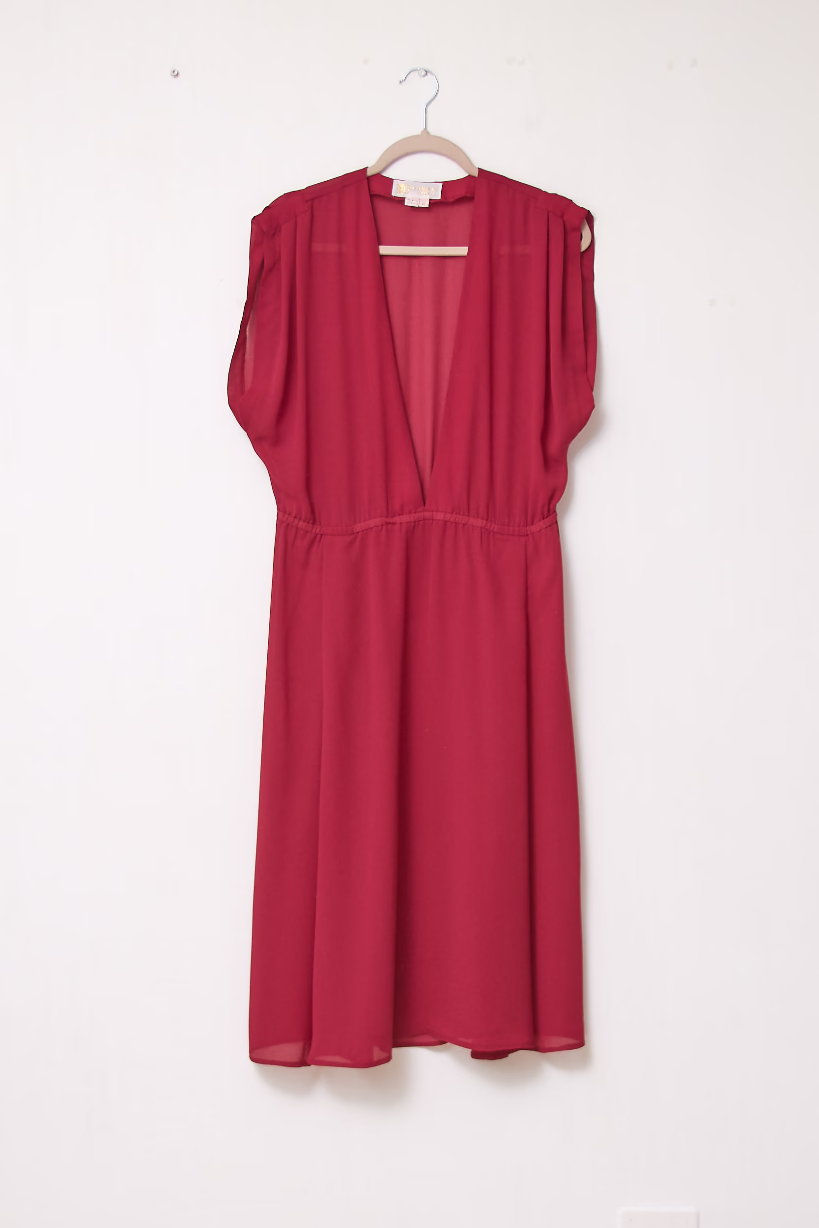 Rochie Vintage BB Avantgarde Midi Fluidă Roșu Zmeură cu Decolteu Adânc, Mărime M/L