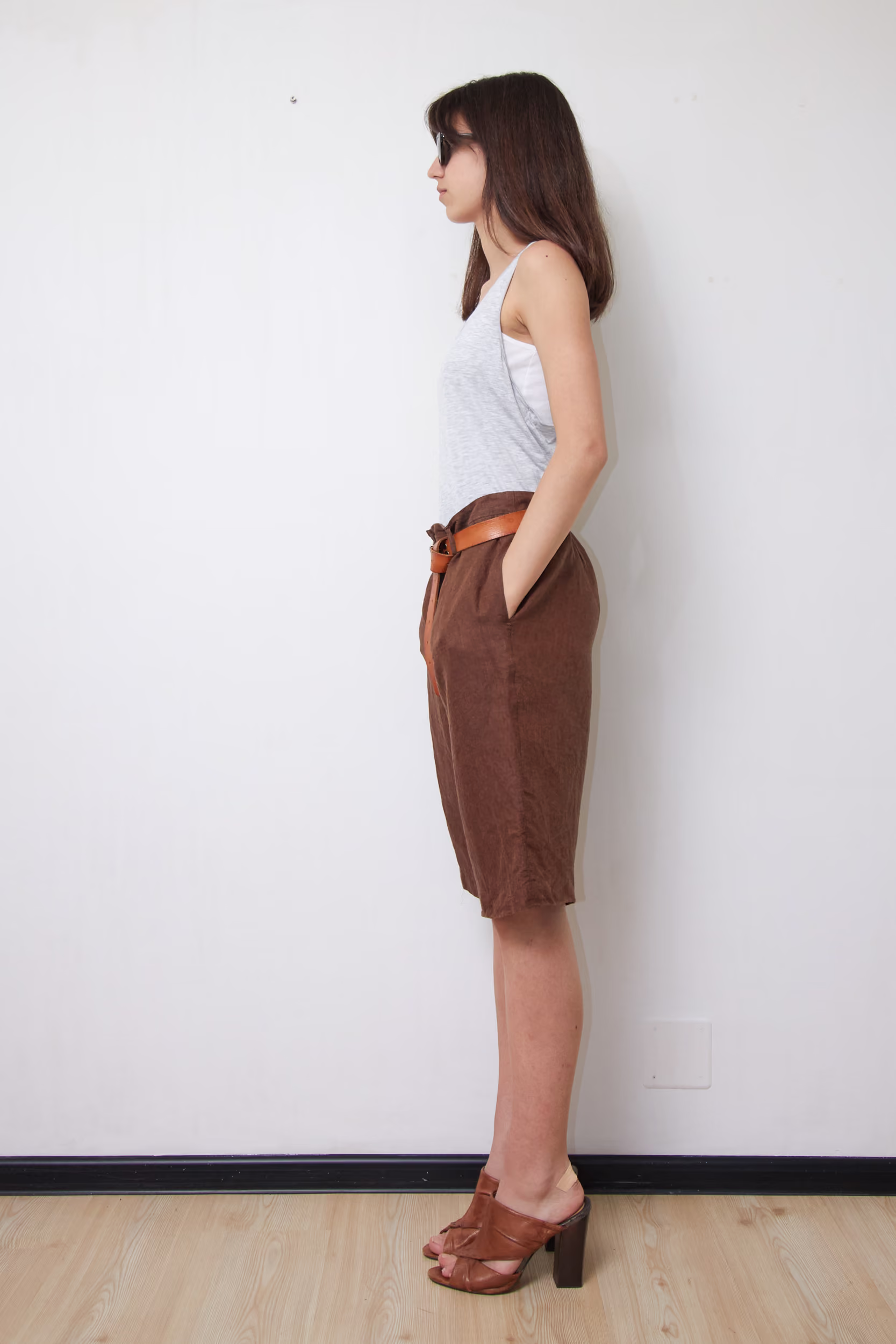 Pantaloni safari tip bermude din In maro - Escada Sport - L - imagine 3