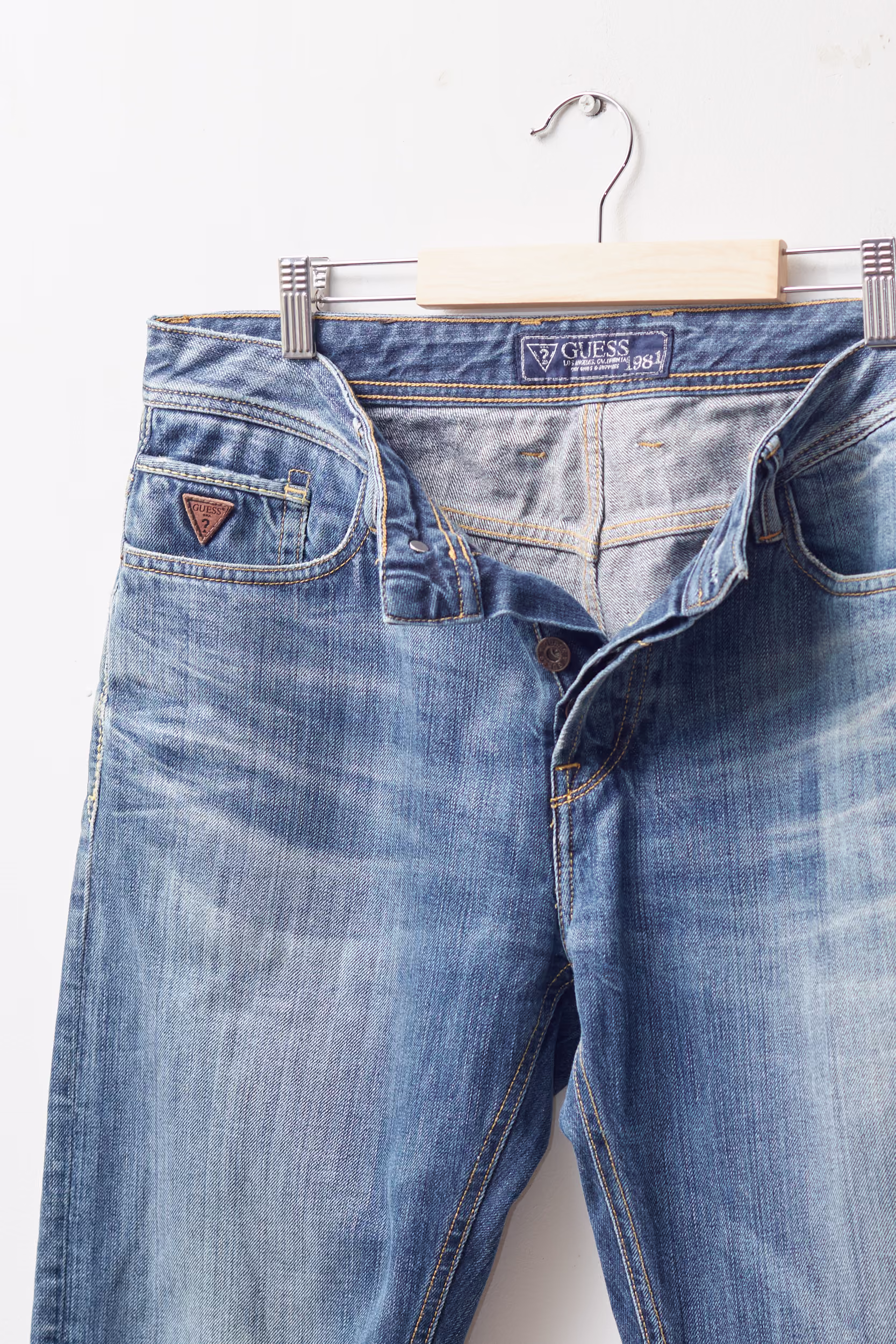 Blugi Guess Los Angeles din Denim Rigid 100% Bumbac, Croială Dreaptă, Spălare Vintage Blue - Guess - L/XL - imagine 3
